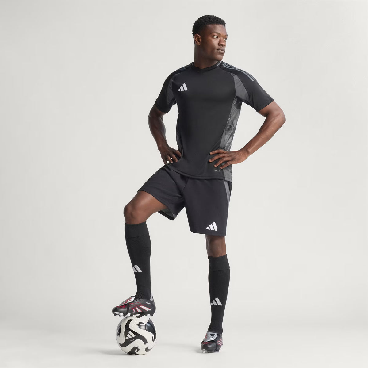 Predator Obsidian Strike Fold-Over Tongue Firm Ground Football Boots
