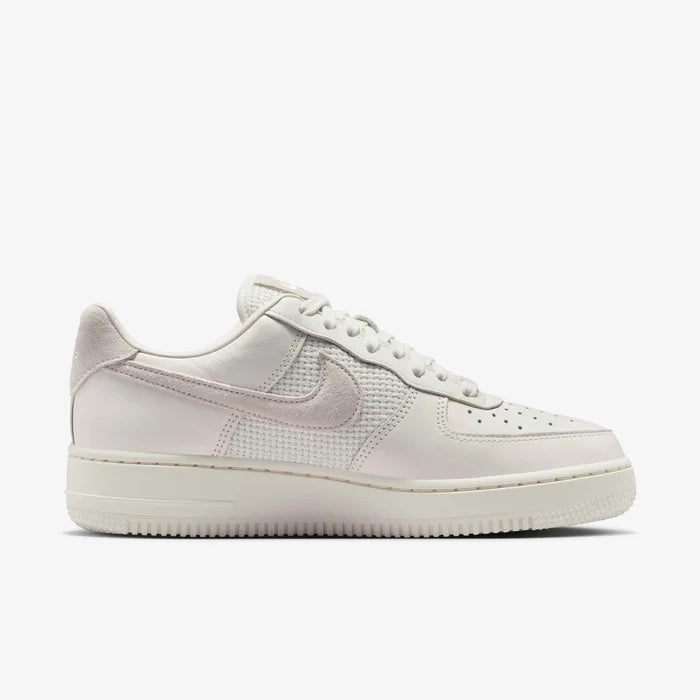 Nike Air Force 1 '07 Women's