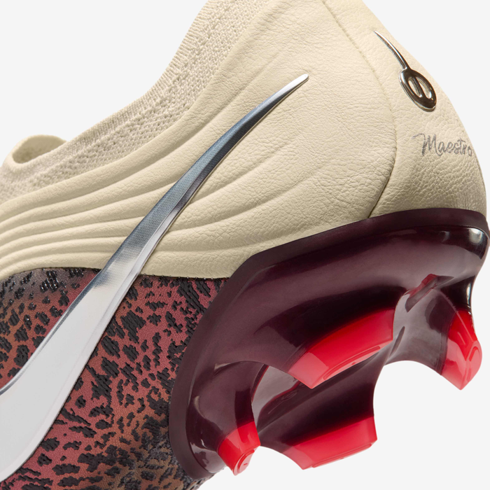 Nike United Tiempo Maestro Elite