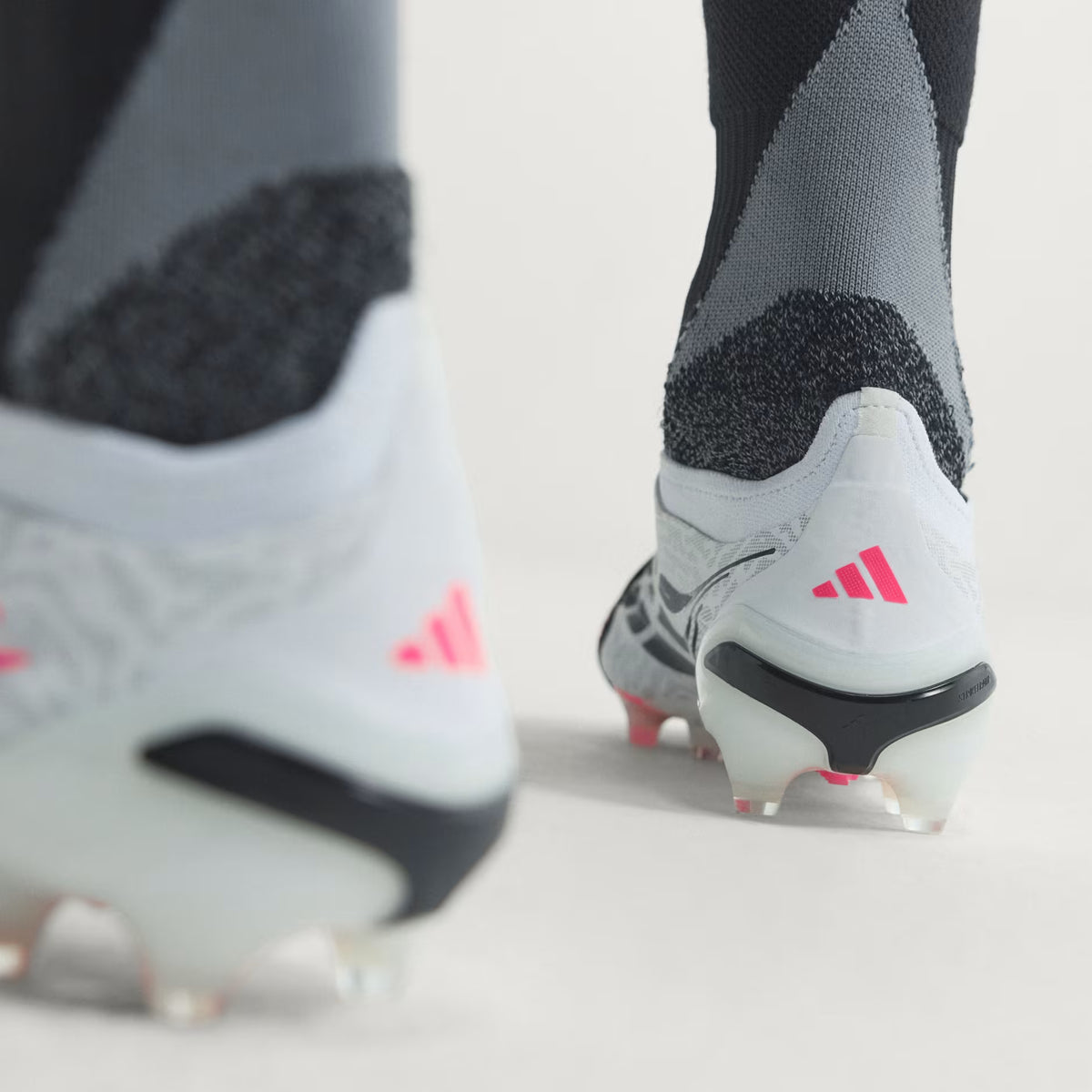 Predator Elite Fold-Over Tongue Artificial Ground Football Boots