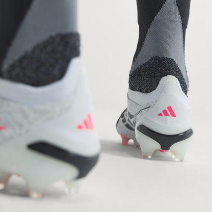 Predator Elite Fold-Over Tongue Artificial Ground Football Boots