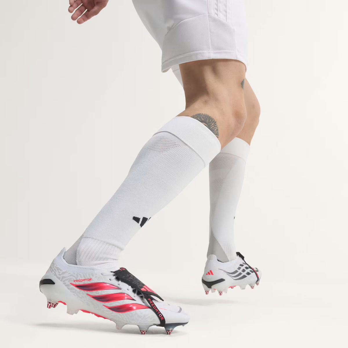 Predator Elite Fold-Over Tongue Soft Ground Football Boots