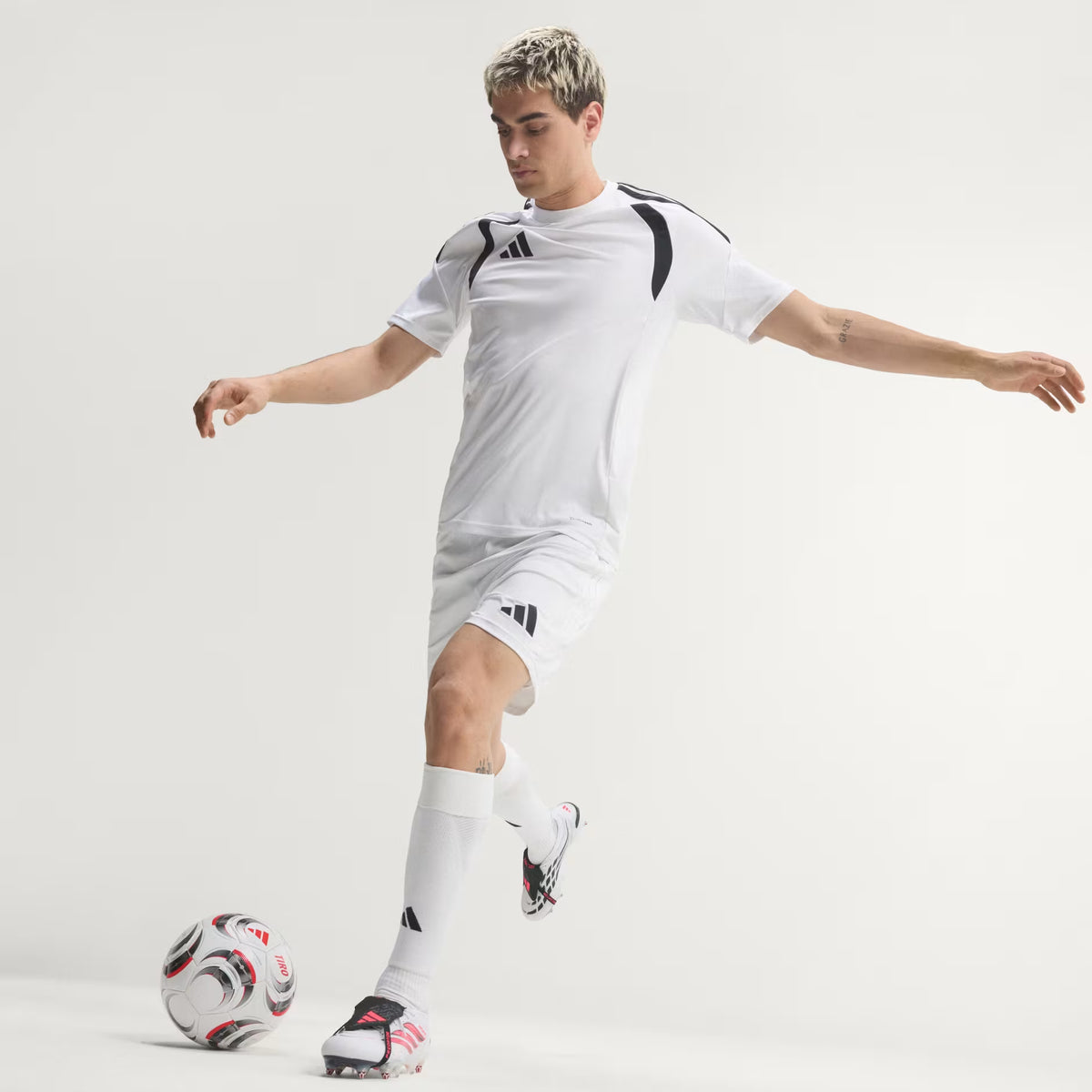 Predator Elite Fold-Over Tongue Soft Ground Football Boots