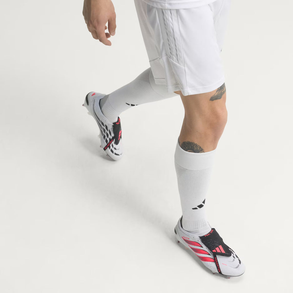 Predator Elite Fold-Over Tongue Soft Ground Football Boots