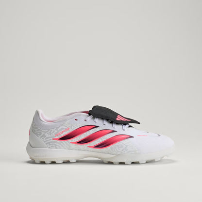 PREDATOR PRO Fold-Over Tongue Turf Football Boots