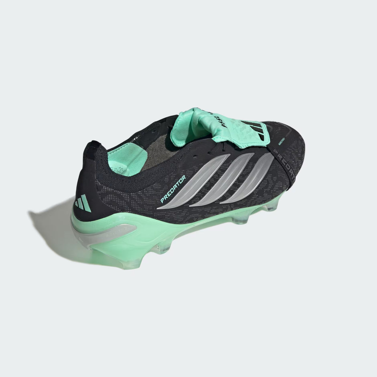 PREDATOR ELITE Fold-Over Tongue Firm Ground Football Boots