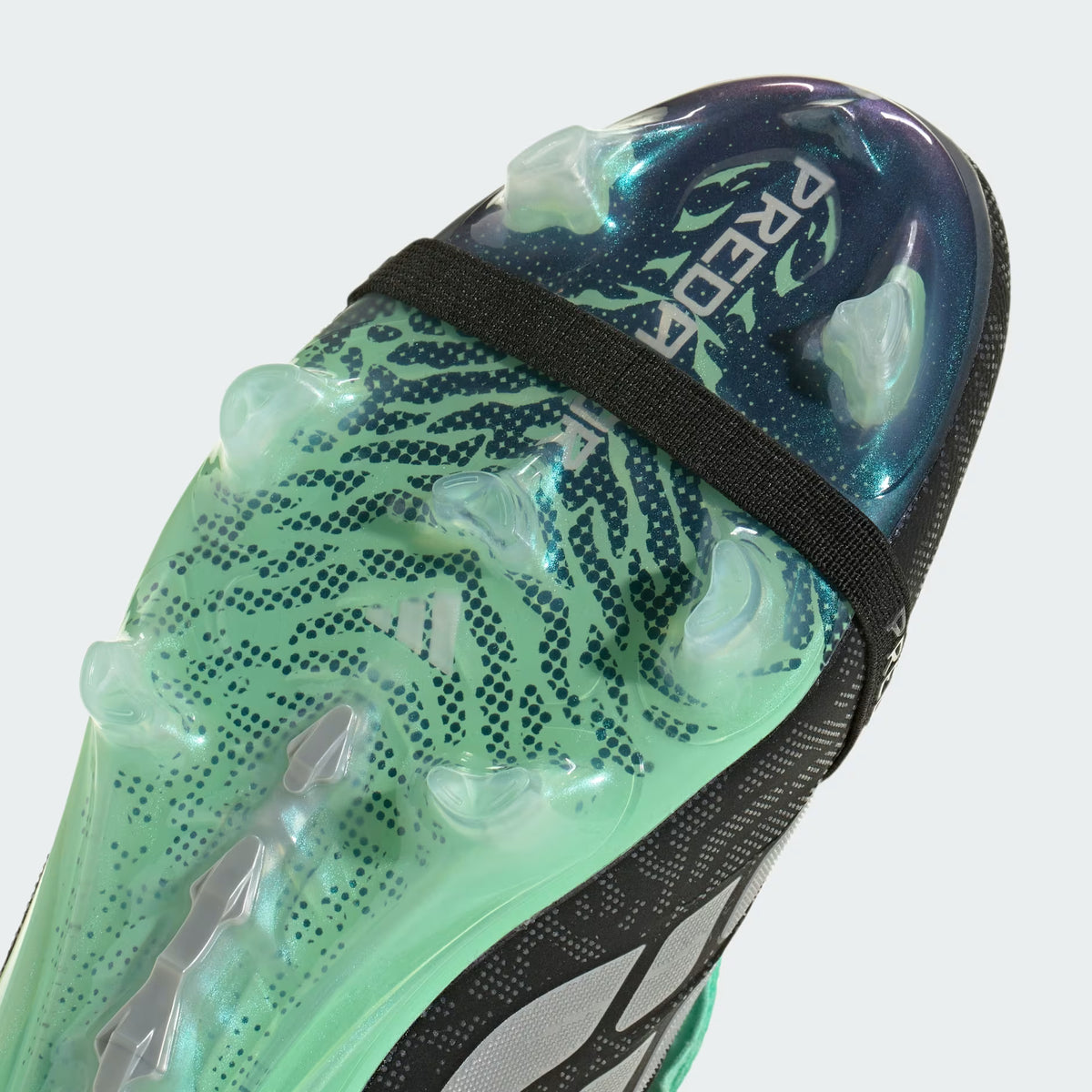PREDATOR ELITE Fold-Over Tongue Firm Ground Football Boots