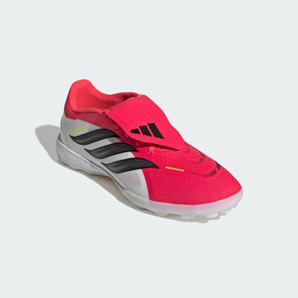 PREDATOR PRO Fold-Over Tongue Turf Football Shoes