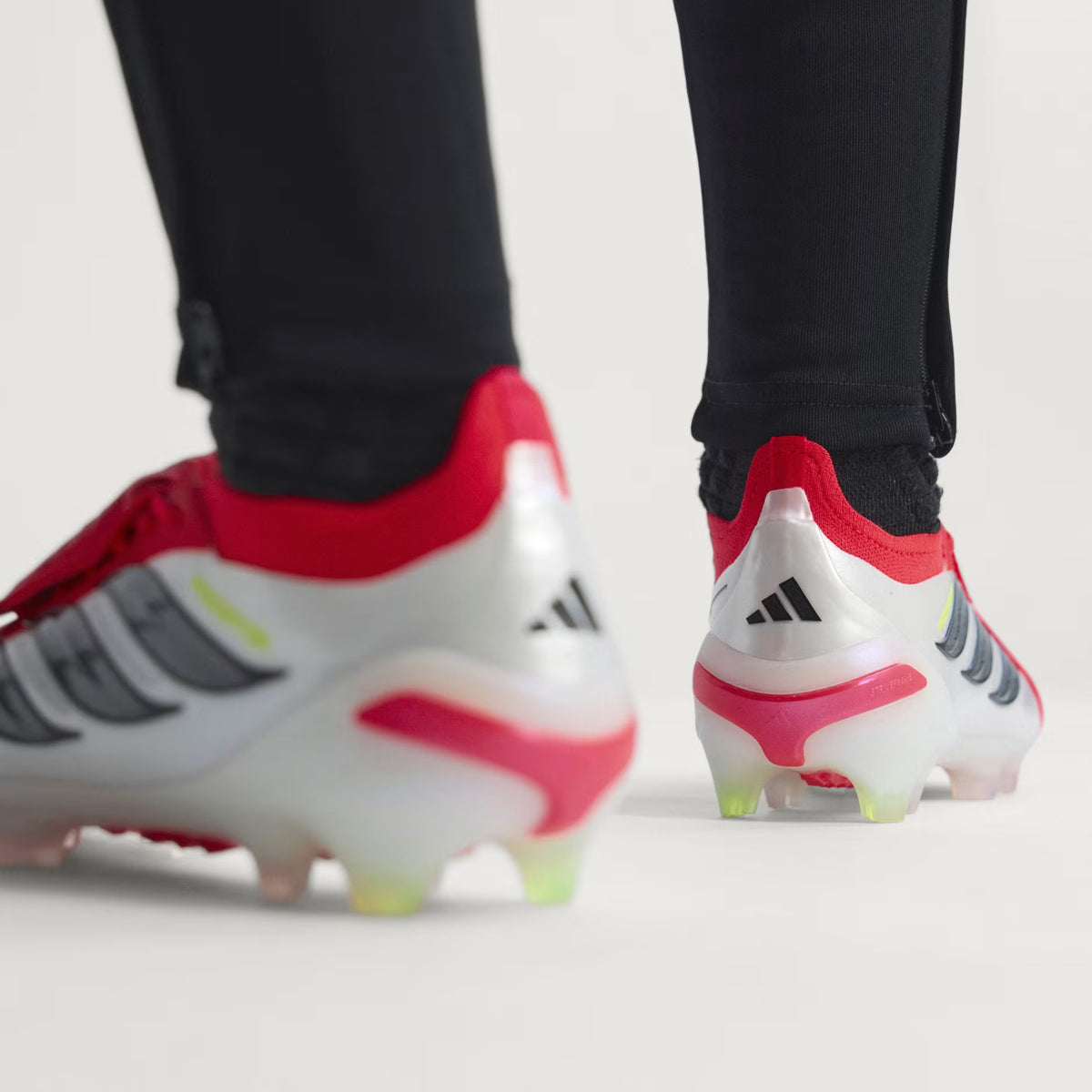 PREDATOR ELITE Fold-Over Tongue Firm Ground Football Boots
